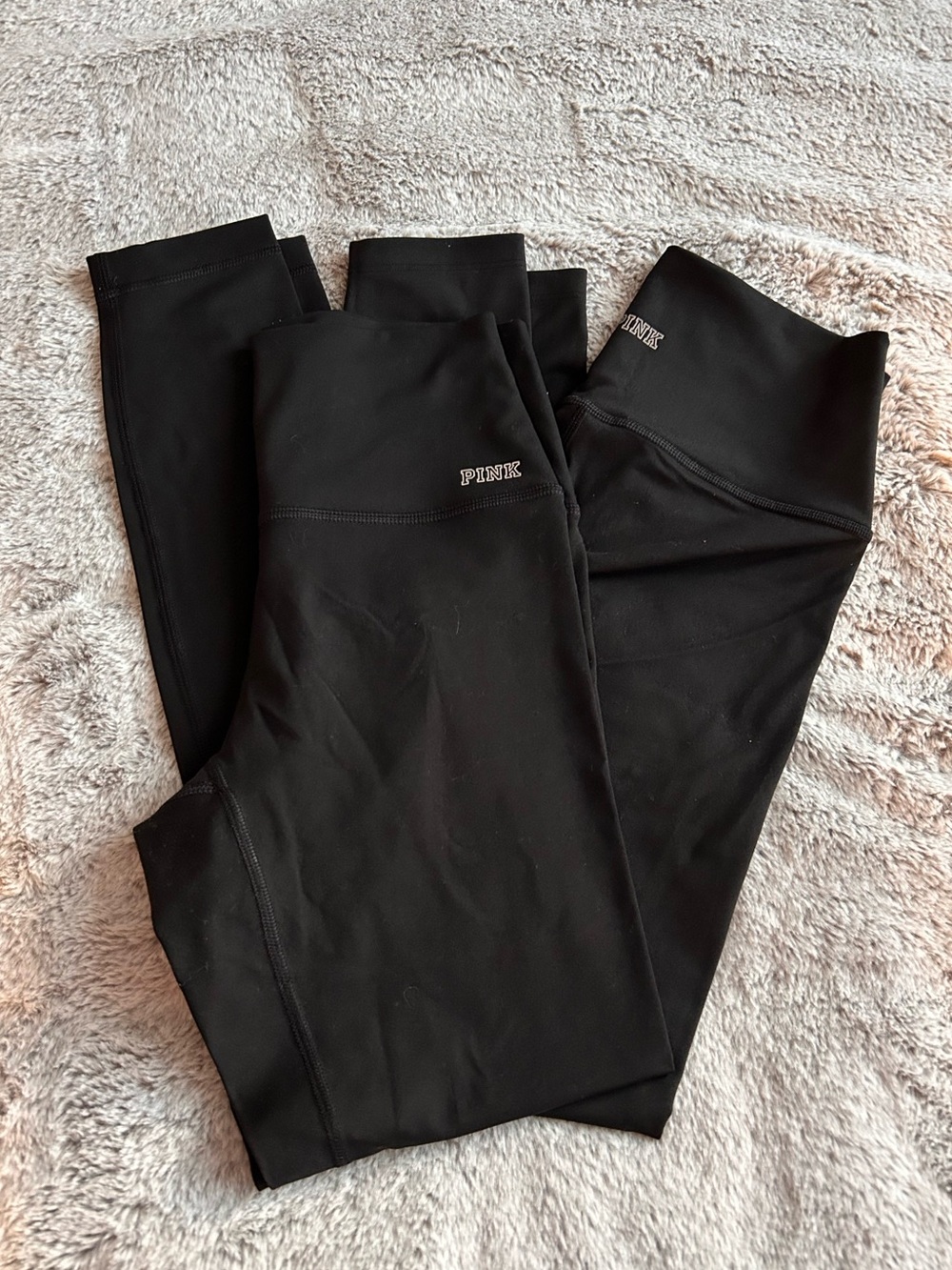 PINK Victoria's Secret ULTIMATE black leggings